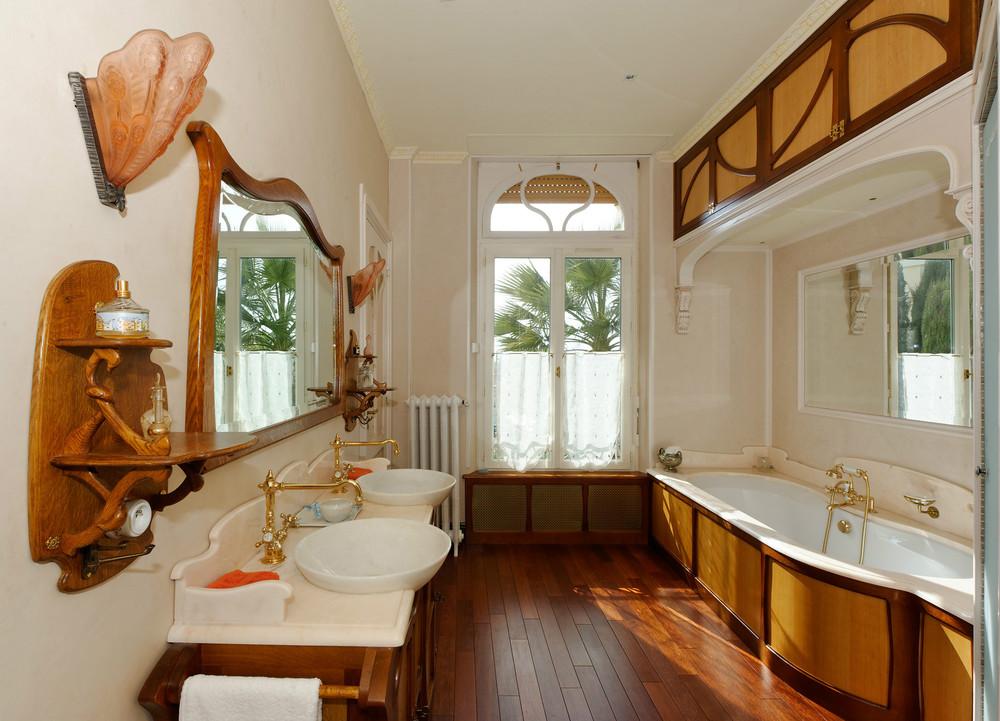 Ванная комната в стиле модерн