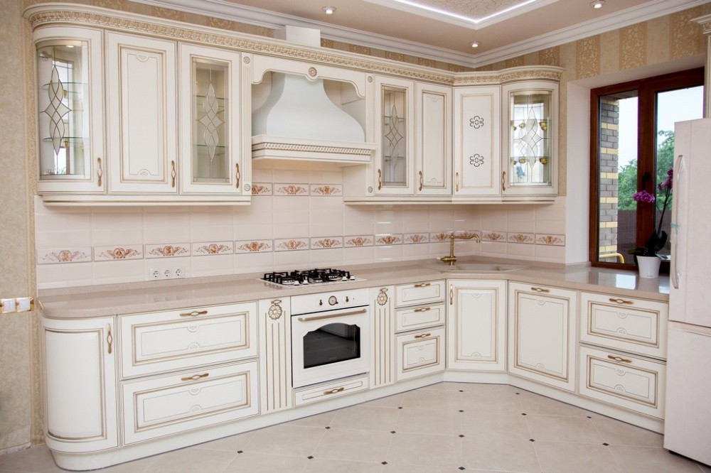 Белая Кухня С Окном Фото