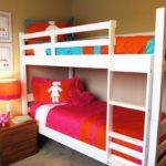 Дизайн детской комнаты для двух разнополых детей царговая двухъярусная кровать