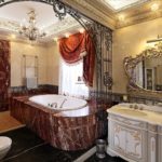 Дизайн ванной комнаты в частном доме барокко и кафель под гранит