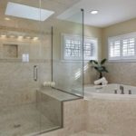 Дизайн ванной комнаты в частном доме мраморная крошка и стекло