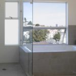 ванная комната с окном фото