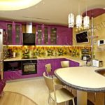 Фиолетовая кухня с желтым