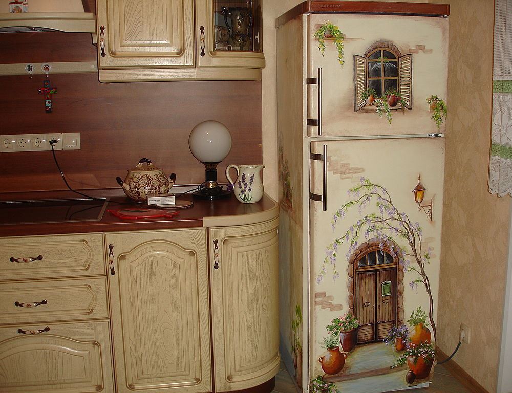 дизайн роспись холодильника