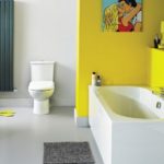 Зонирование ванной желтым цветом