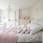 Романтическая спальня в стиле прованса