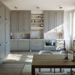Дизайн кухни с мебелью до потолка
