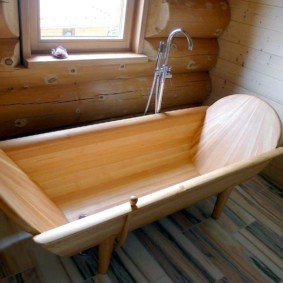 Деревянная ванна в русской избе