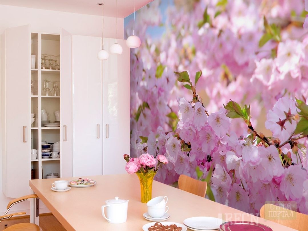 Декор фотообоев. Фотообои с цветами на стену. Фотообои для кухни. Фотообои цветы на стену на кухню. Цветы на стене в интерьере.