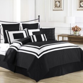 черно белая спальня дизайн
