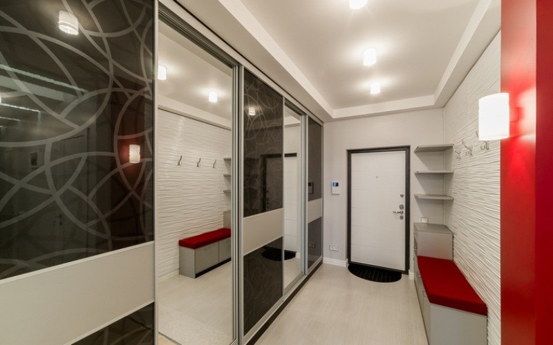 Дизайн коридора в однокомнатной квартире в панельном доме
