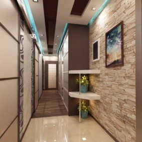 длинный узкий коридор в квартире