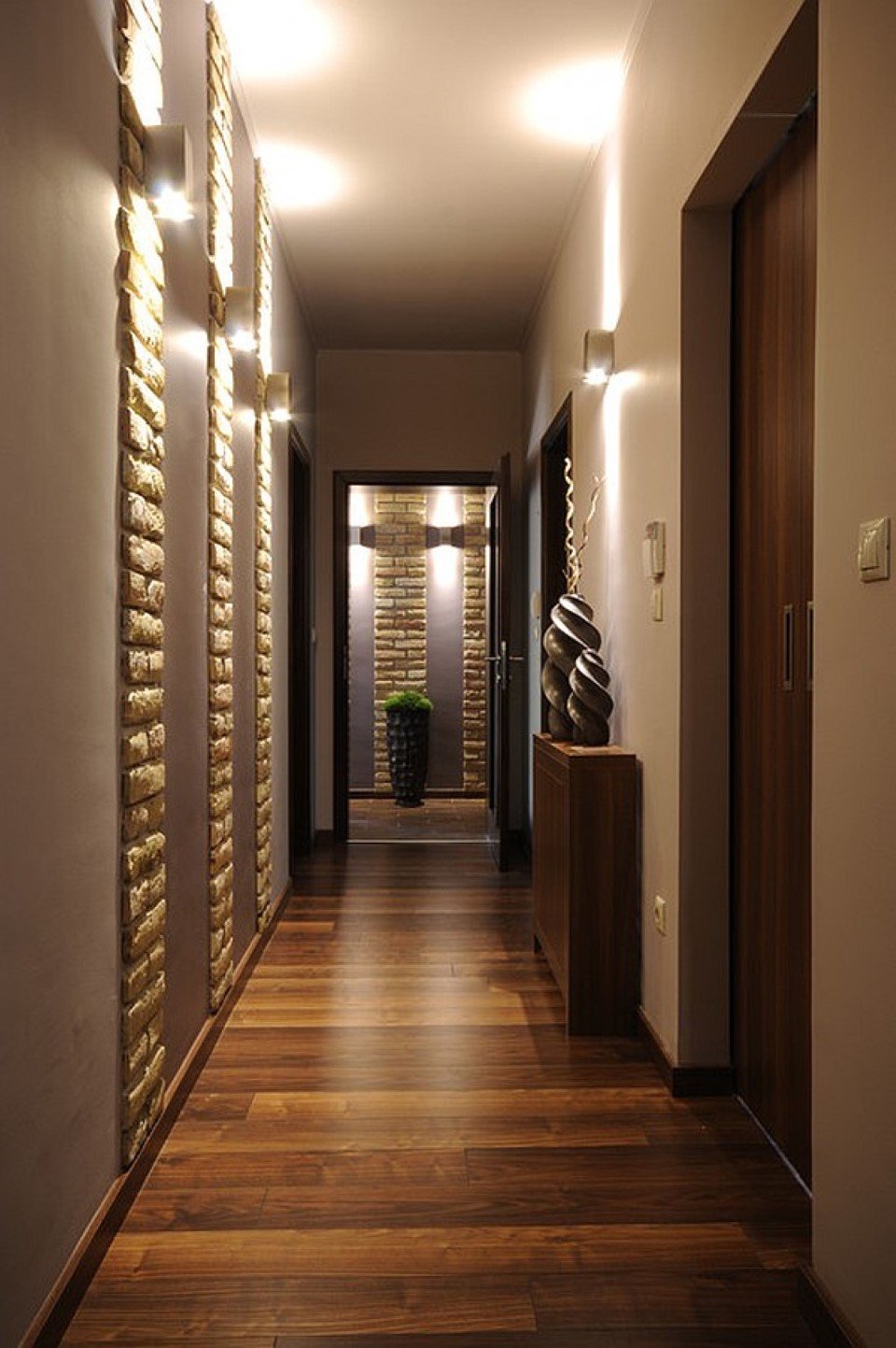 пример оформления коридора в квартире