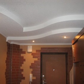 коридор с потолком из гипсокартона идеи фото