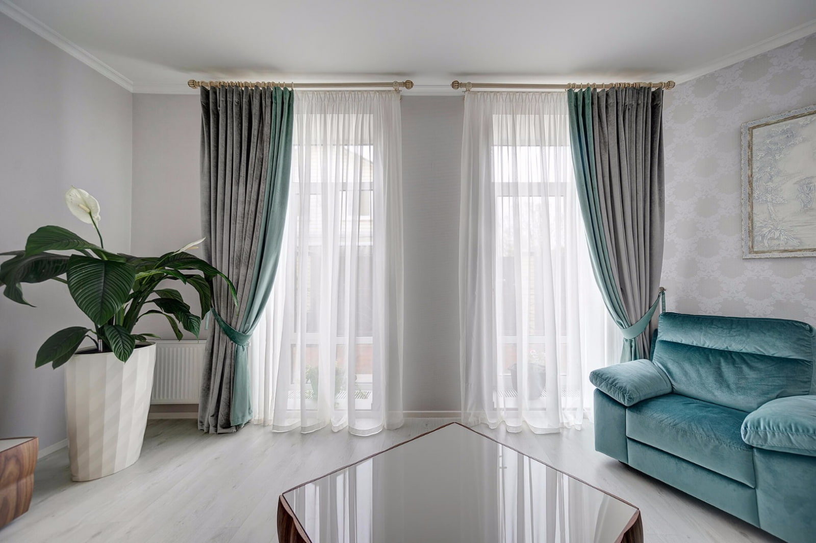 Дизайн оконных штор для современной гостиной - dnp-zem