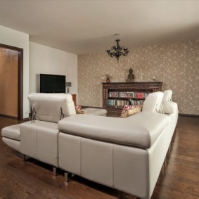 Угловой диван с обивкой из искусственной кожи