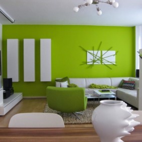 гостиная комната в зелёном цвете фото декора