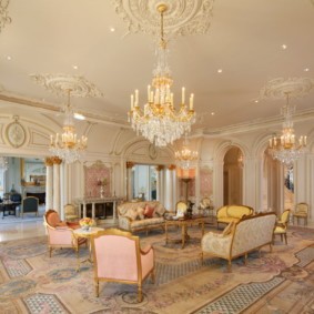 гостиная в стиле барокко фото декора