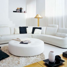 угловой диван в гостиной фото интерьера