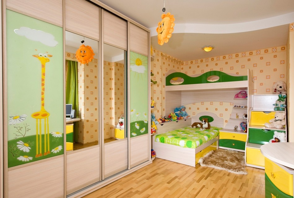 Шкафы-купе для разнополых детей в одной комнате