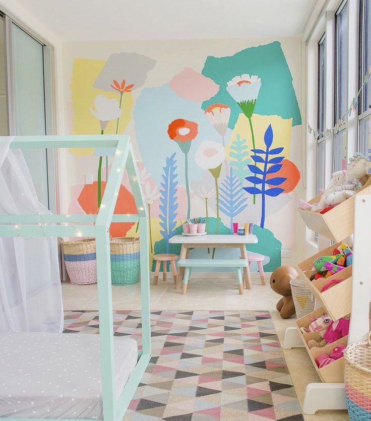 Варианты окраски стен в детской комнате