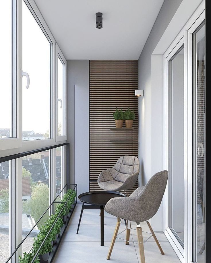 Дизайн балкона в квартире с панорамными окнами