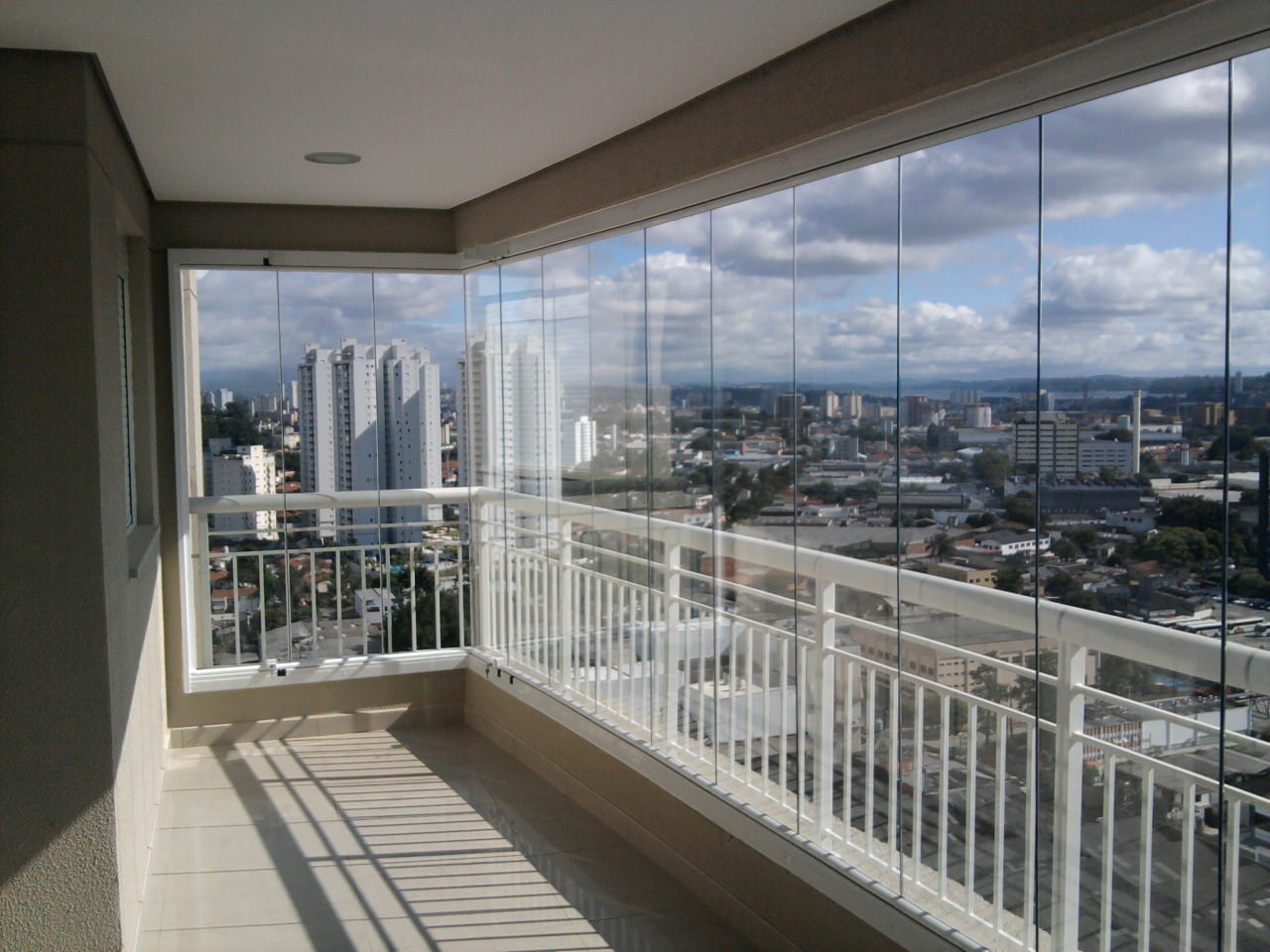 Прозрачный балкон