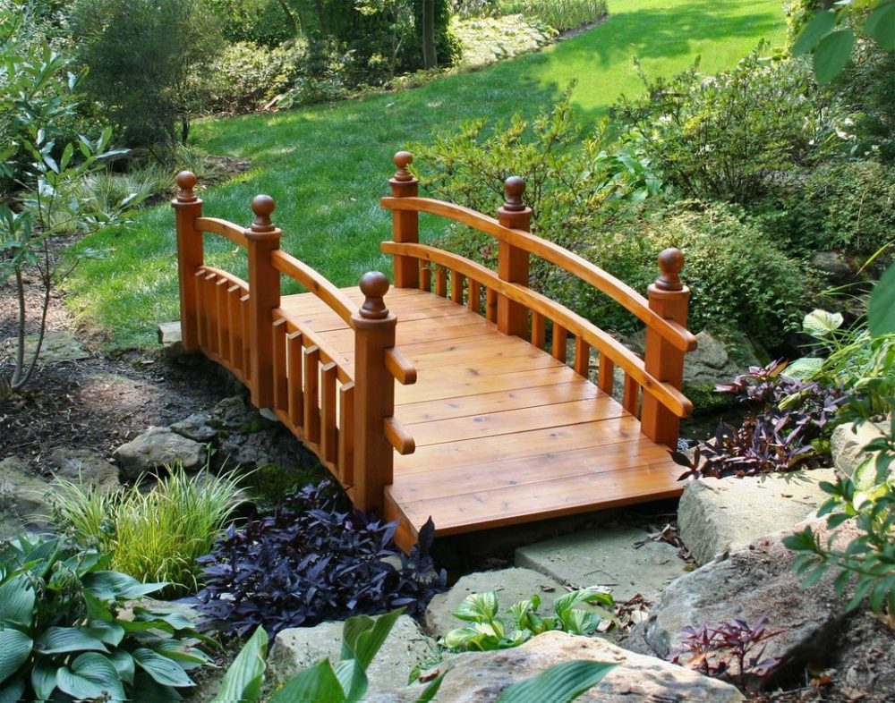 Садовый мостик: над водой и над землёй - Ландшафтный дизайн своими руками