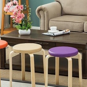столы и стулья для гостиной виды дизайна