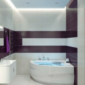 Контрастный интерьер небольшой ванной комнаты