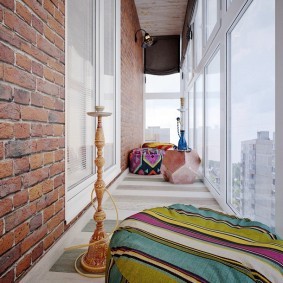 Интерьер балкона в восточном стиле