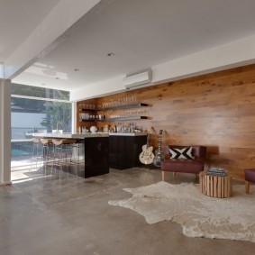 Кухня-гостиная с панорамными окнами