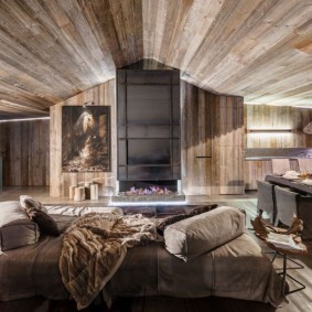 Дизайн гостиной комнаты в стиле альпийского шале