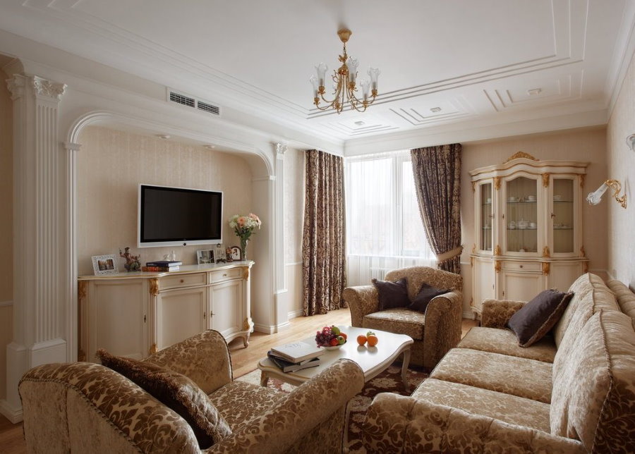 Интерьер гостиной с витринами в классическом стиле